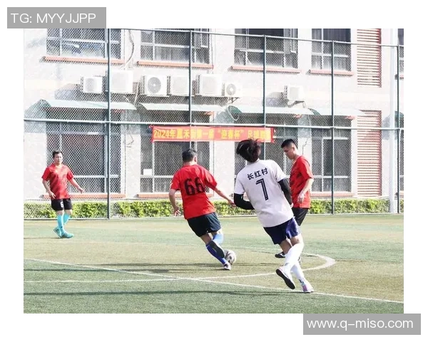 足球明星太太们齐聚赛场共享激情时刻与精彩瞬间