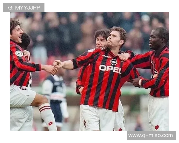 AC米兰20号足球明星的辉煌历程与未来展望分析